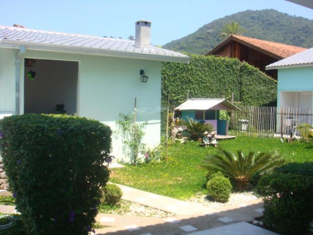 Villa Kitnets & Flats Ubatuba Esterno foto
