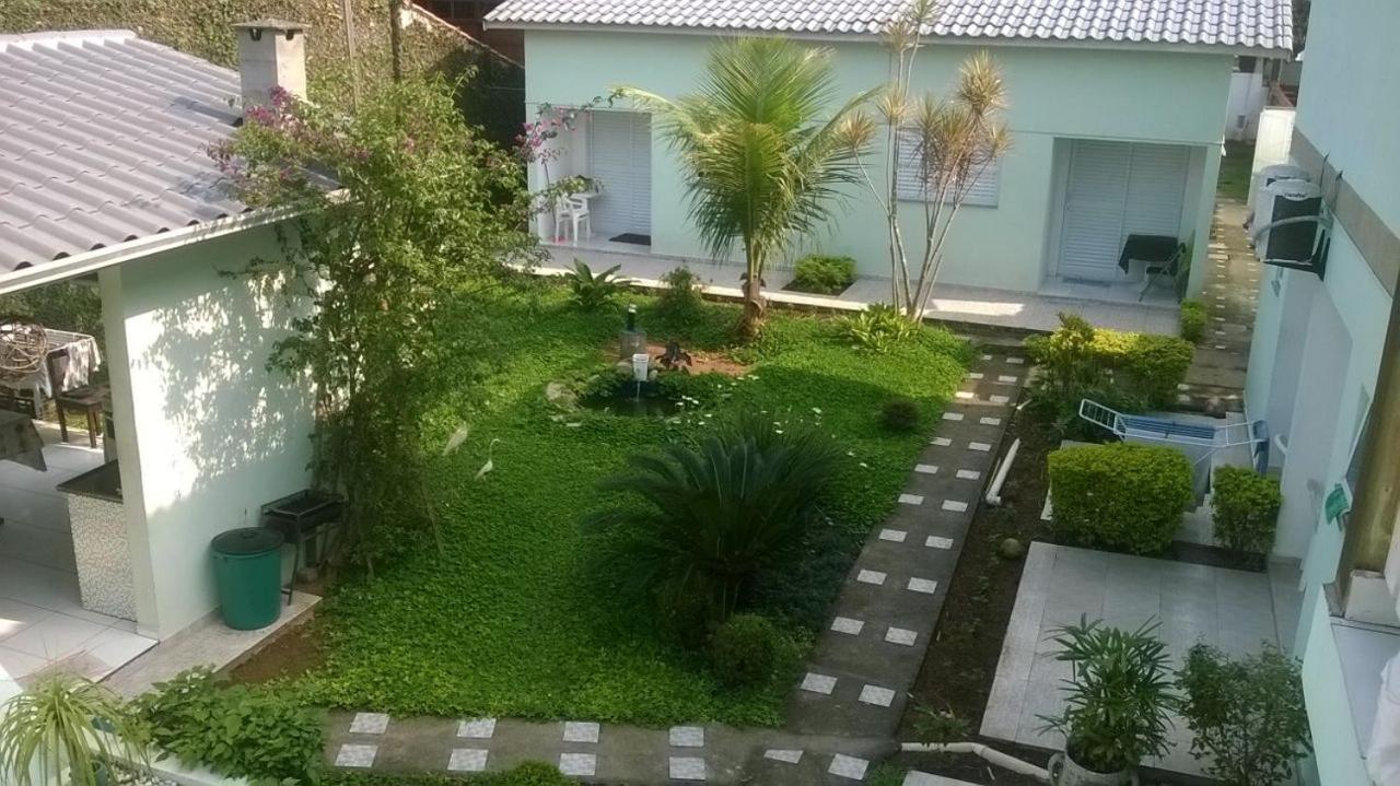 Villa Kitnets & Flats Ubatuba Esterno foto
