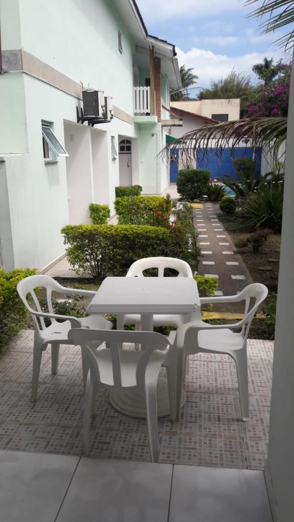Villa Kitnets & Flats Ubatuba Esterno foto