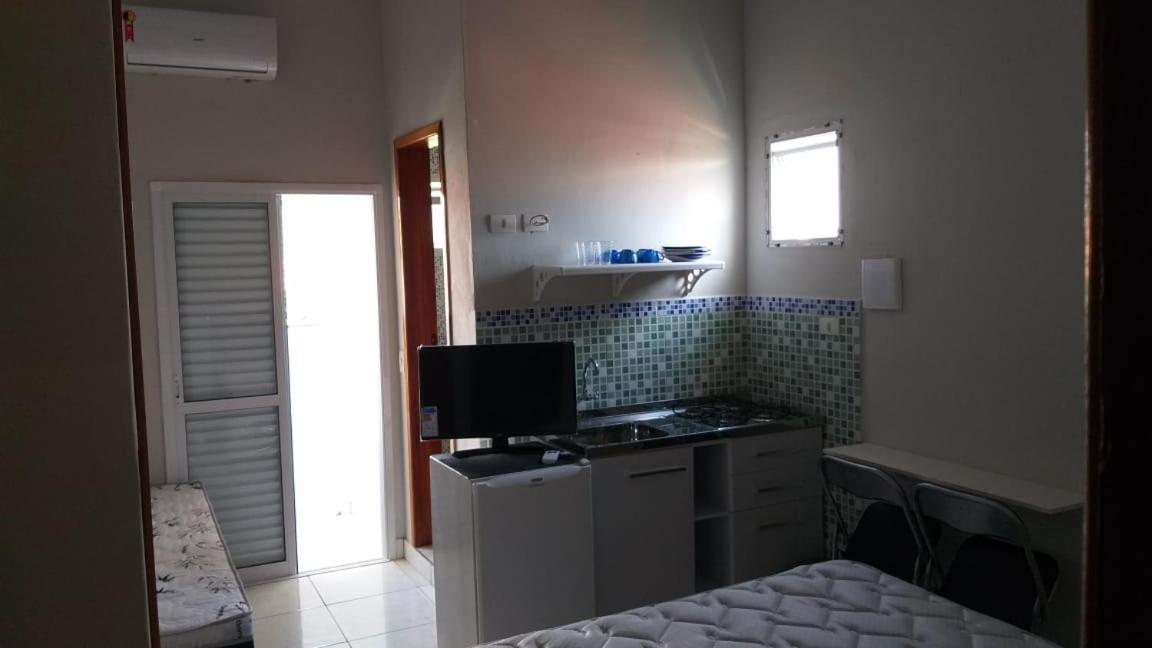 Villa Kitnets & Flats Ubatuba Esterno foto